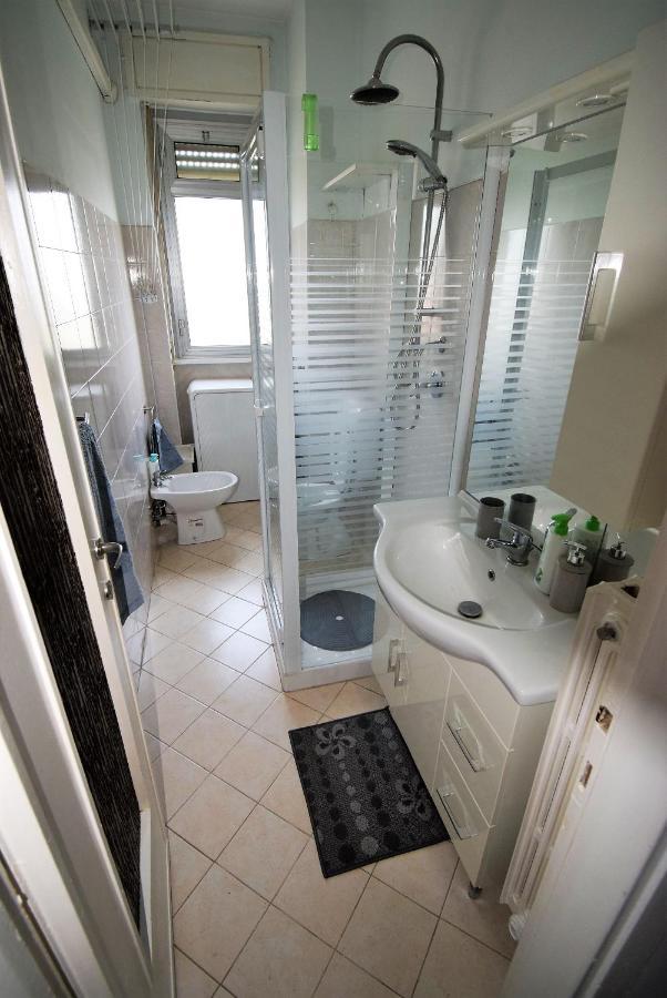Monolocale Nuovissimo San Giuliano Milanese Apartment Luaran gambar